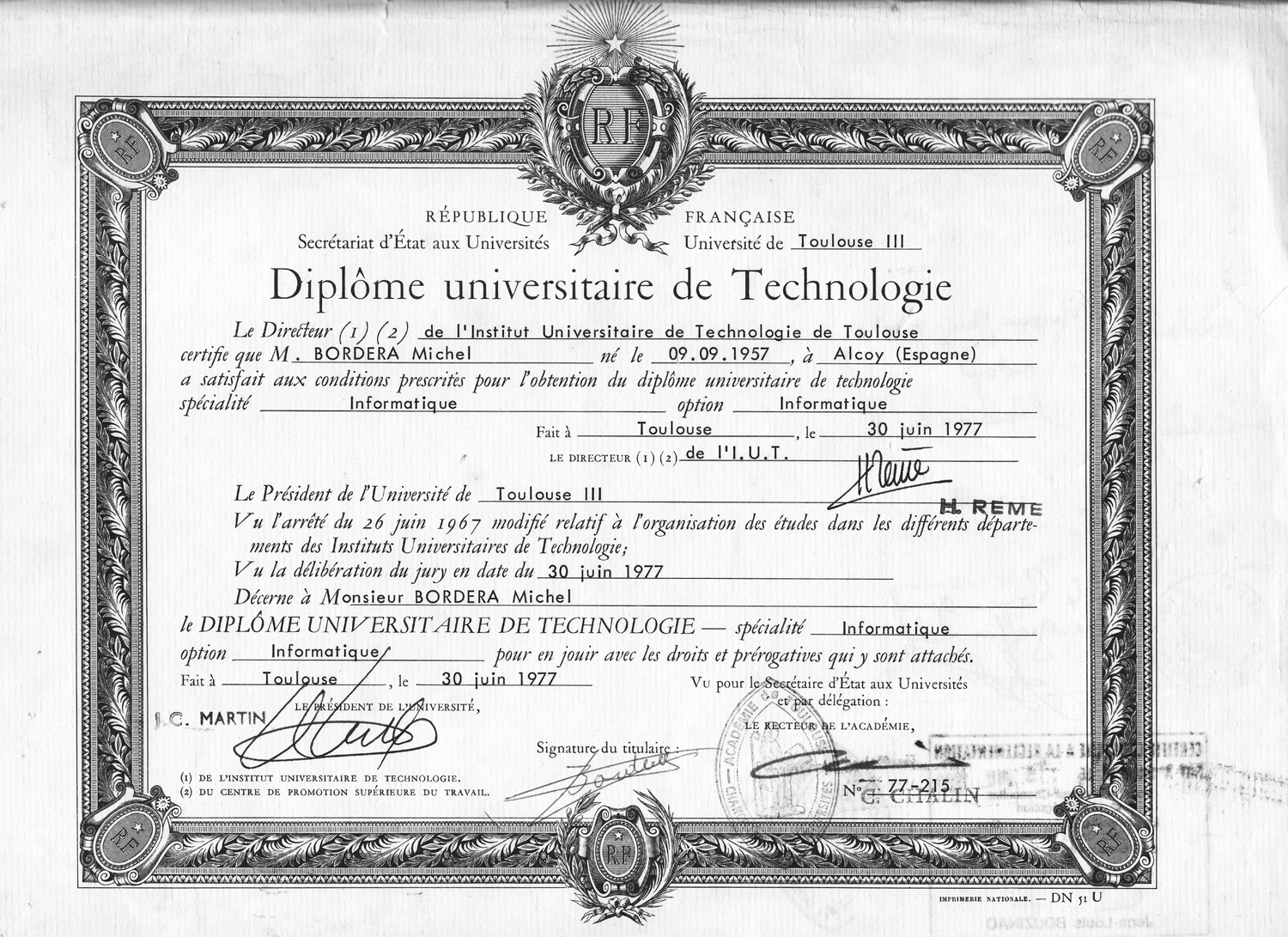 Diploma Universitario de Tecnología
